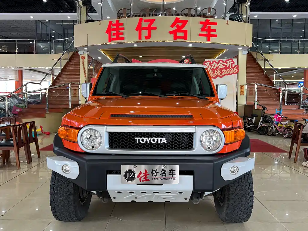Toyota FJ Cruiser 2008 — фото 2