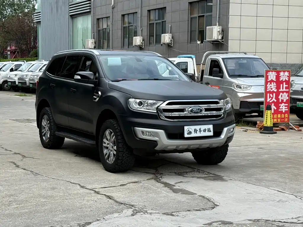 Ford Everest 2017 — фото 3