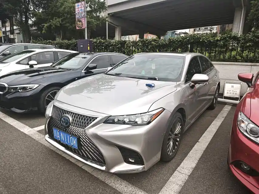 Toyota Avalon 2020