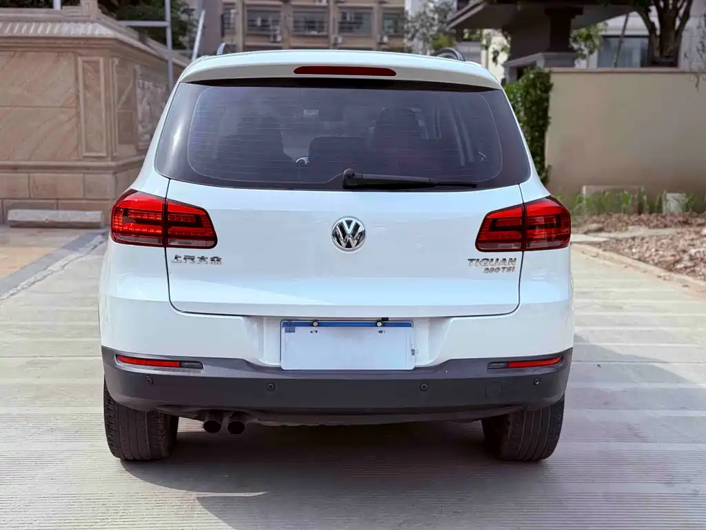 Volkswagen Tiguan 2018 — фото 10