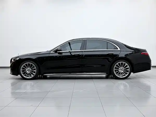 Mercedes-Benz S-Class 2021