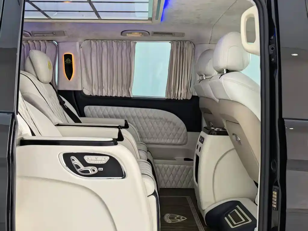 Mercedes-Benz Vito 2018 — фото 11