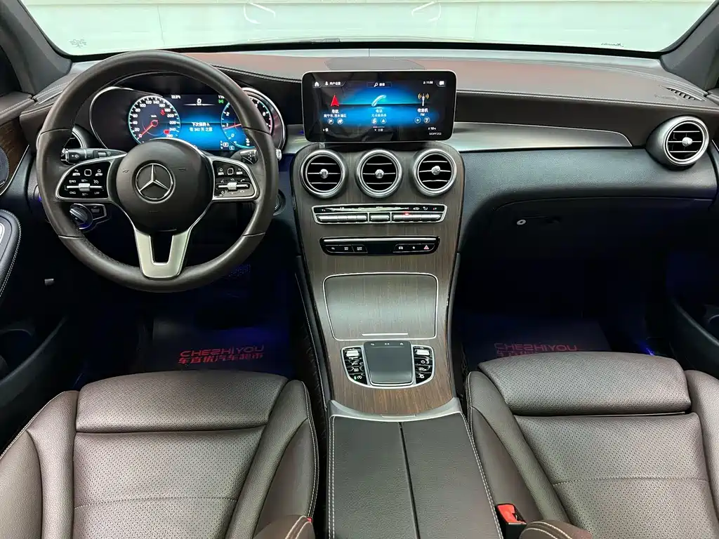 Mercedes-Benz GLC 2020 — фото 12