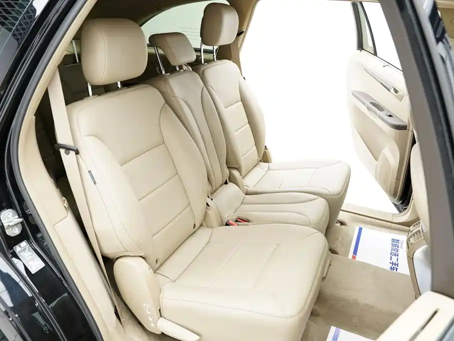 Mercedes-Benz R-Class 2011 — фото 15