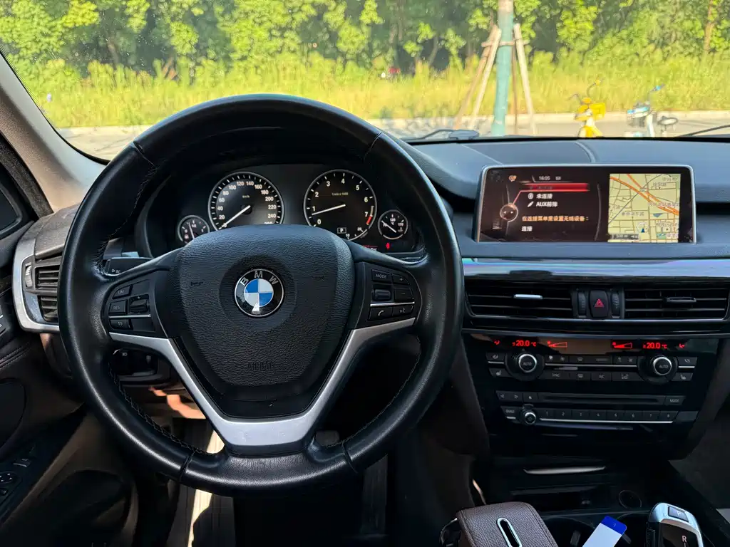 BMW X5 2016 — фото 12