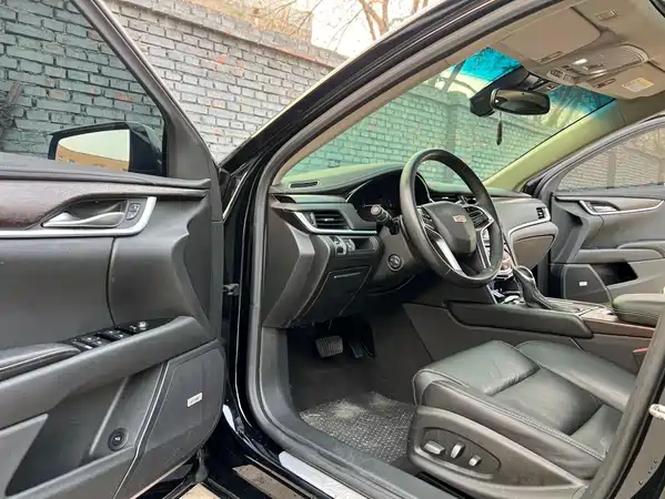 Cadillac XTS 2018