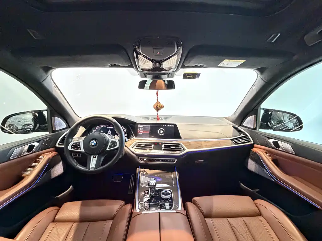 BMW X7 2022 — фото 16