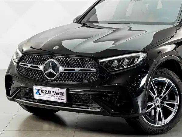 Mercedes-Benz GLC 2025
