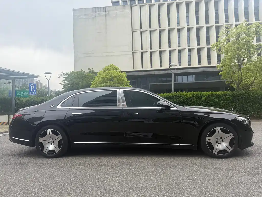 Mercedes-Benz S-Class 2023 — фото 4