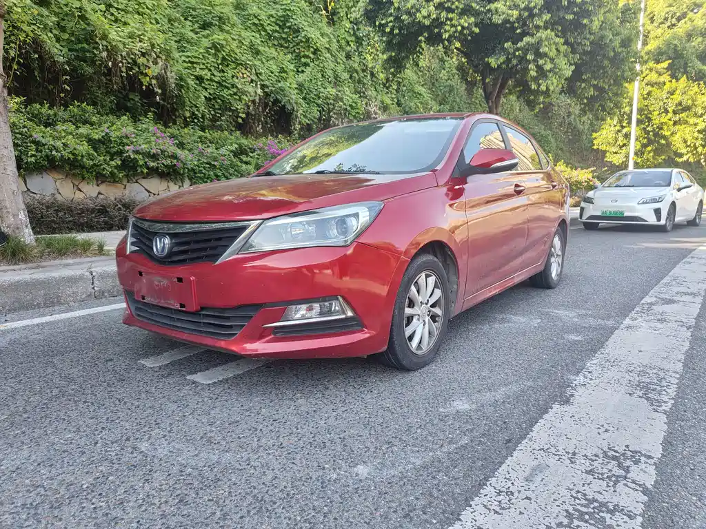 Changan Yuexiang V7 2015