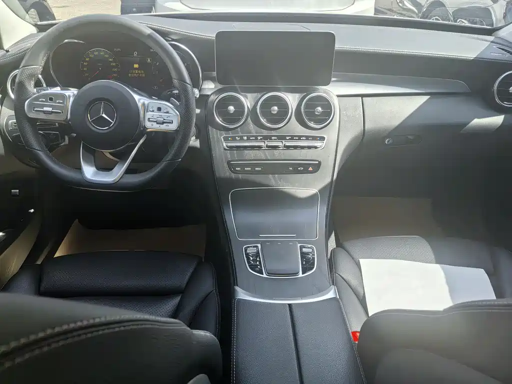 Mercedes-Benz C-Class 2021