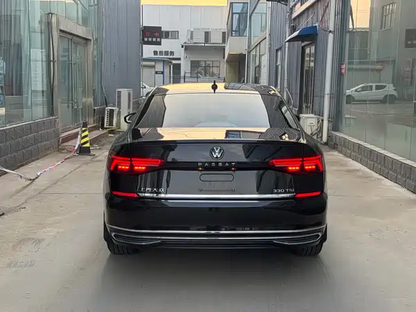 Volkswagen Passat 2021