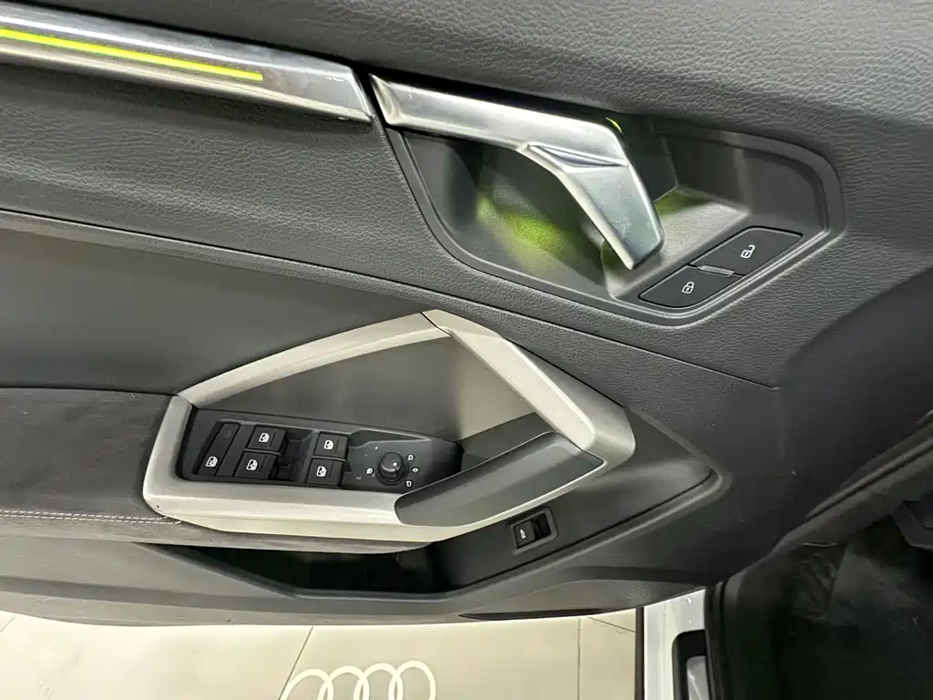 Audi Q3 2022 — фото 19