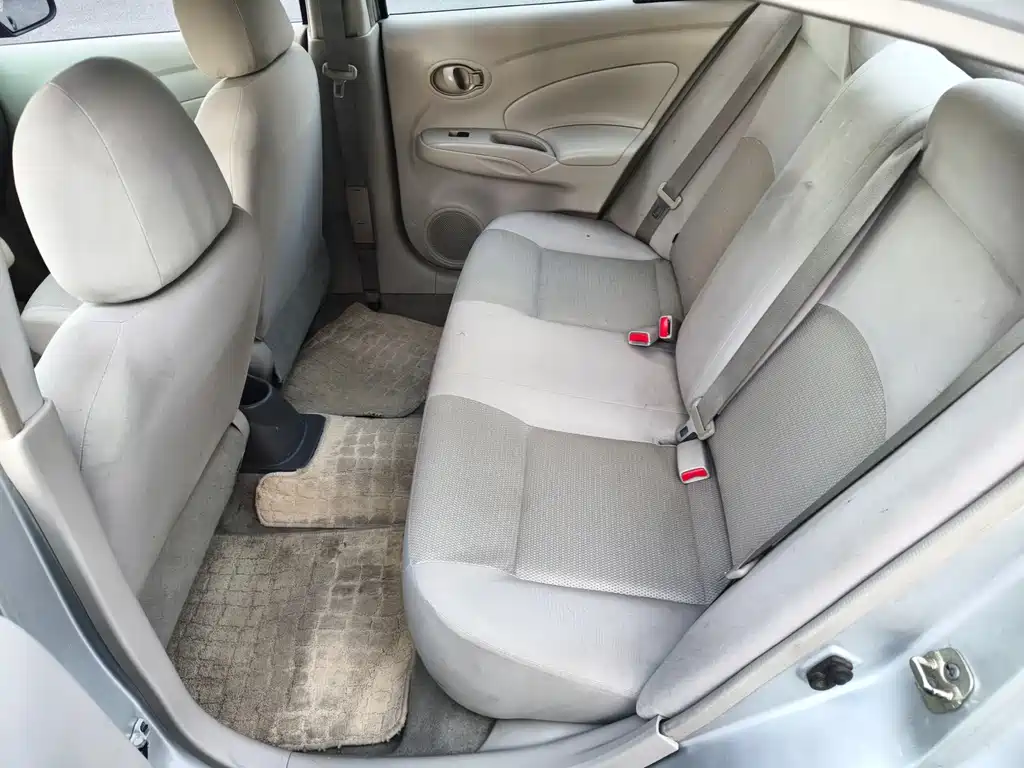 Nissan Sunny 2015 — фото 4