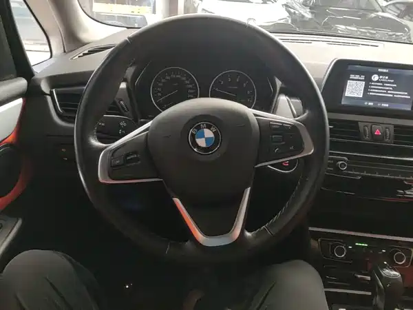 BMW 2 Series Station Wagon 2016