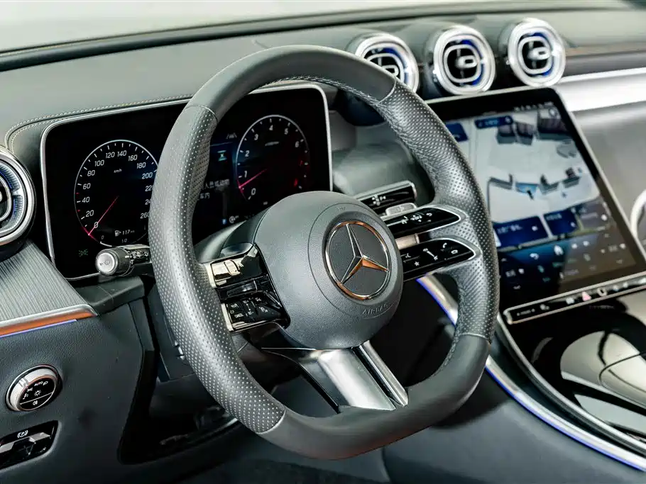 Mercedes-Benz GLC 2025 — фото 11