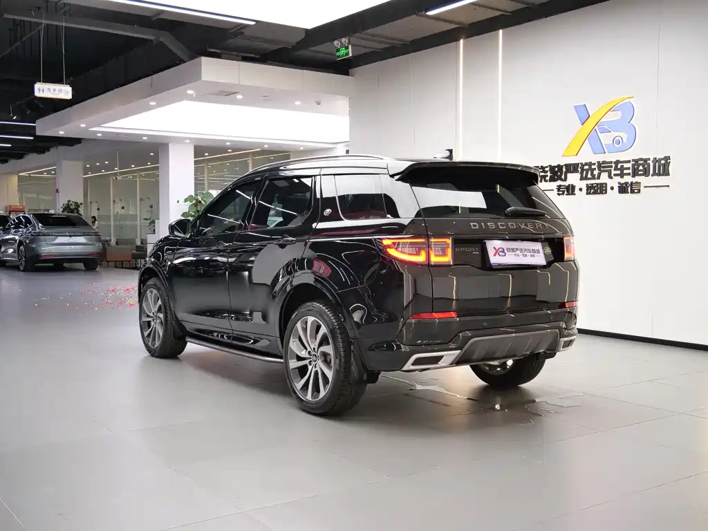 Land Rover Discovery Sport 2023 — фото 5