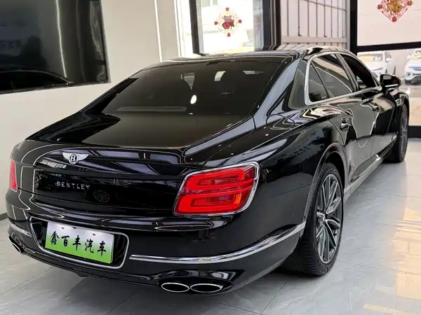 Bentley Flying Spur Plug-In Hybrid 2023