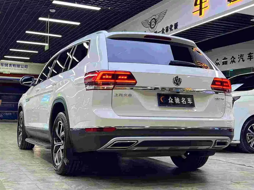 Volkswagen Teramont 2017 — фото 9
