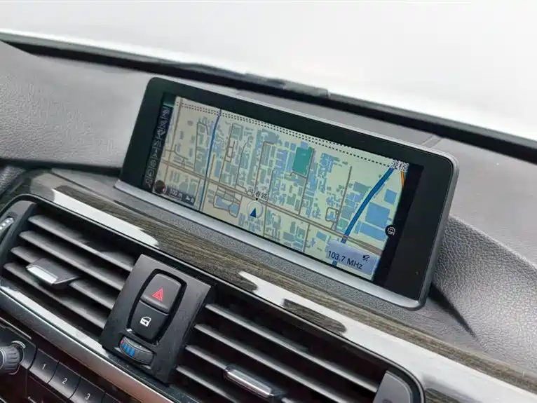 BMW 4 Series 2015 — фото 14