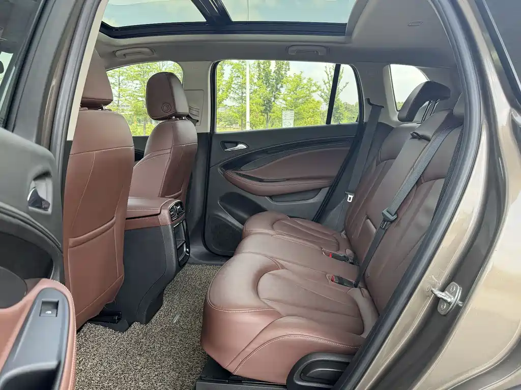 Buick Envision Plus 2019 — фото 11