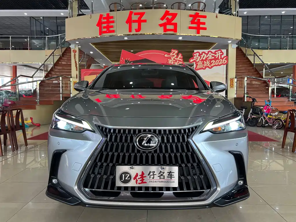 Lexus NX 2021 — фото 2