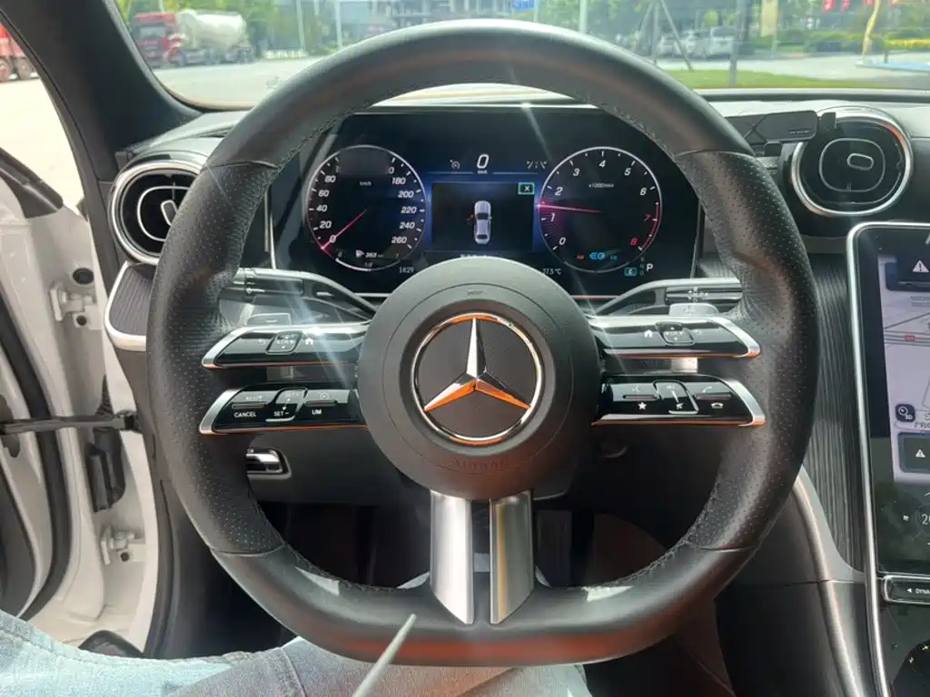 Mercedes-Benz C-Class 2021 — фото 15