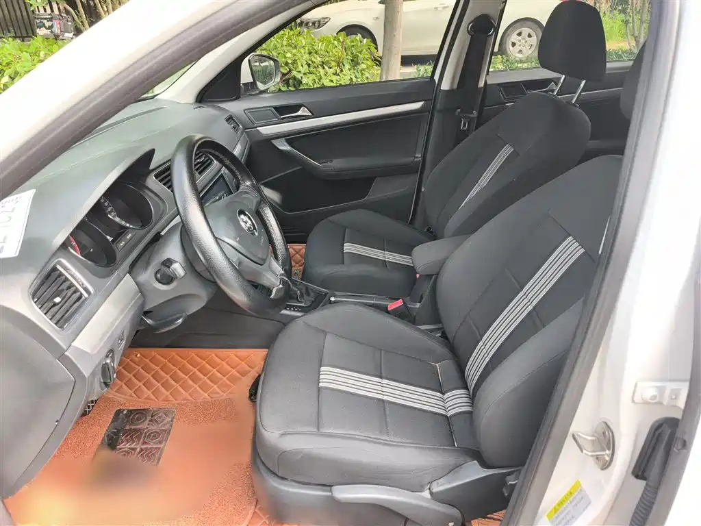 Volkswagen Gran Lavida 2017 — фото 17
