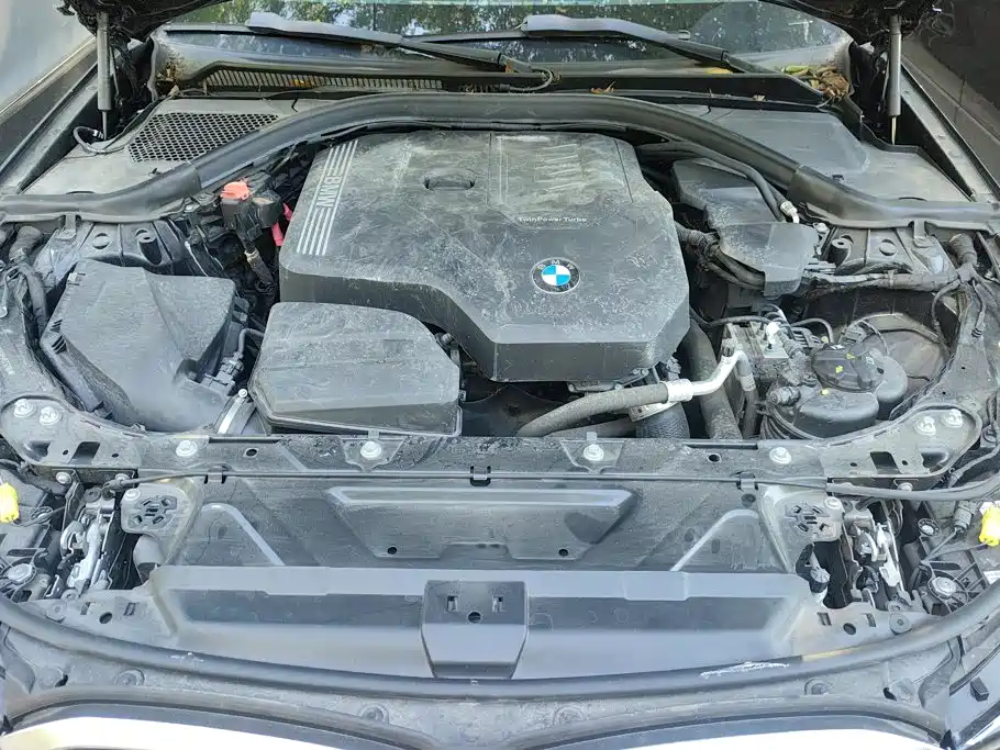 BMW 3 Series 2023 — фото 10