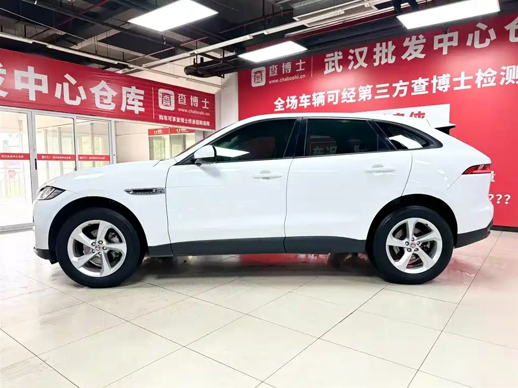Jaguar F-PACE 2018