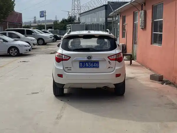 Changan CS35 2015