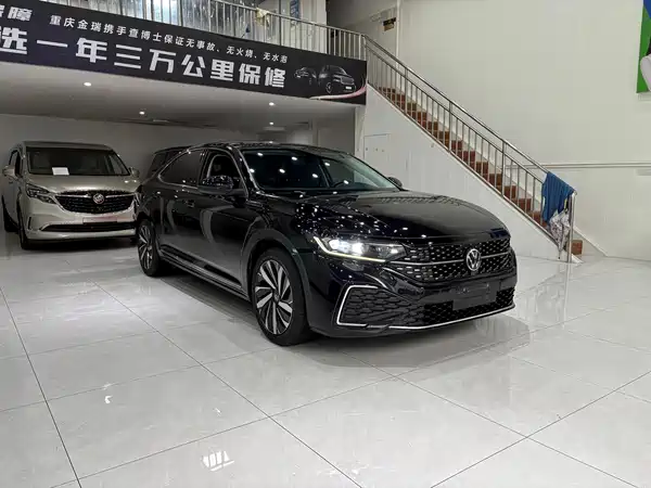 Volkswagen Passat 2023