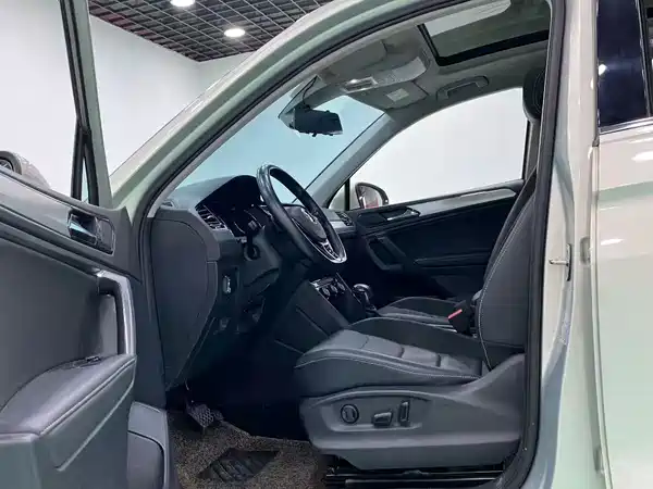 Volkswagen Tiguan L 2020
