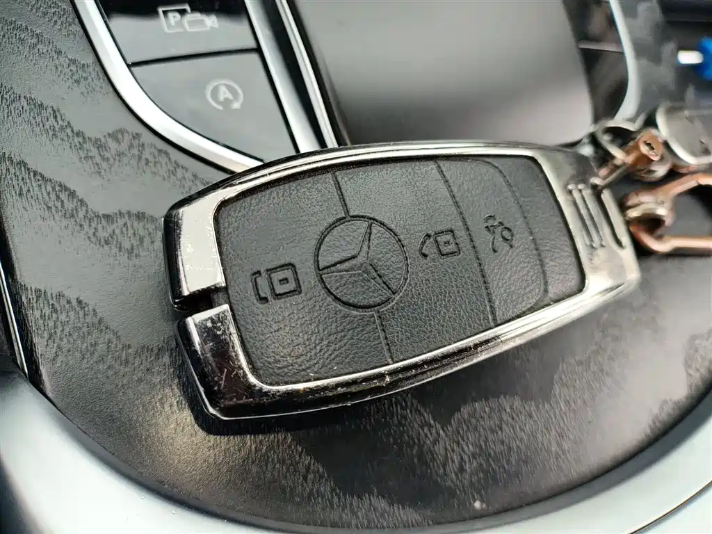 Mercedes-Benz C-Class 2021 — фото 16