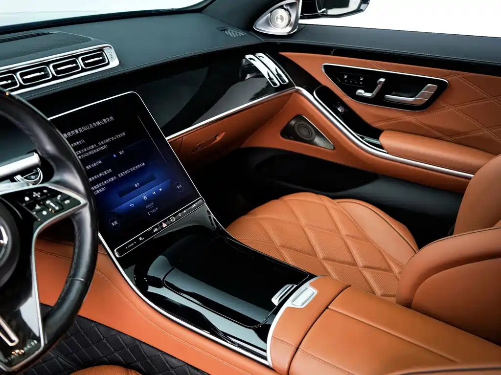 Mercedes-Benz Maybach S-Class 2023 — фото 11