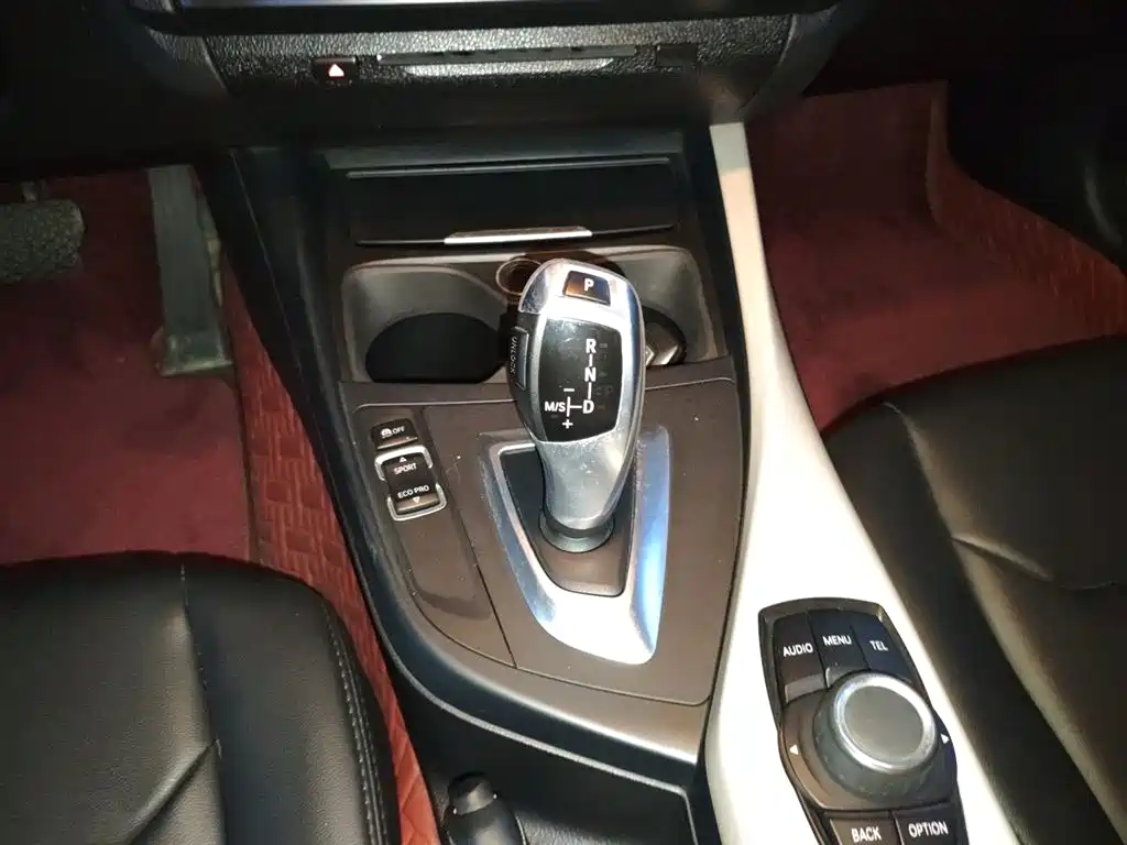 BMW 1 Series 2015 — фото 14