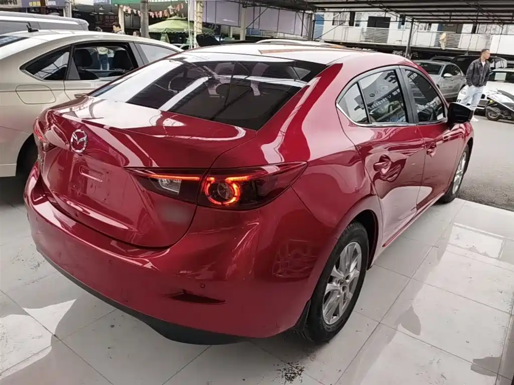 Mazda 3 Axela 2017 — фото 7