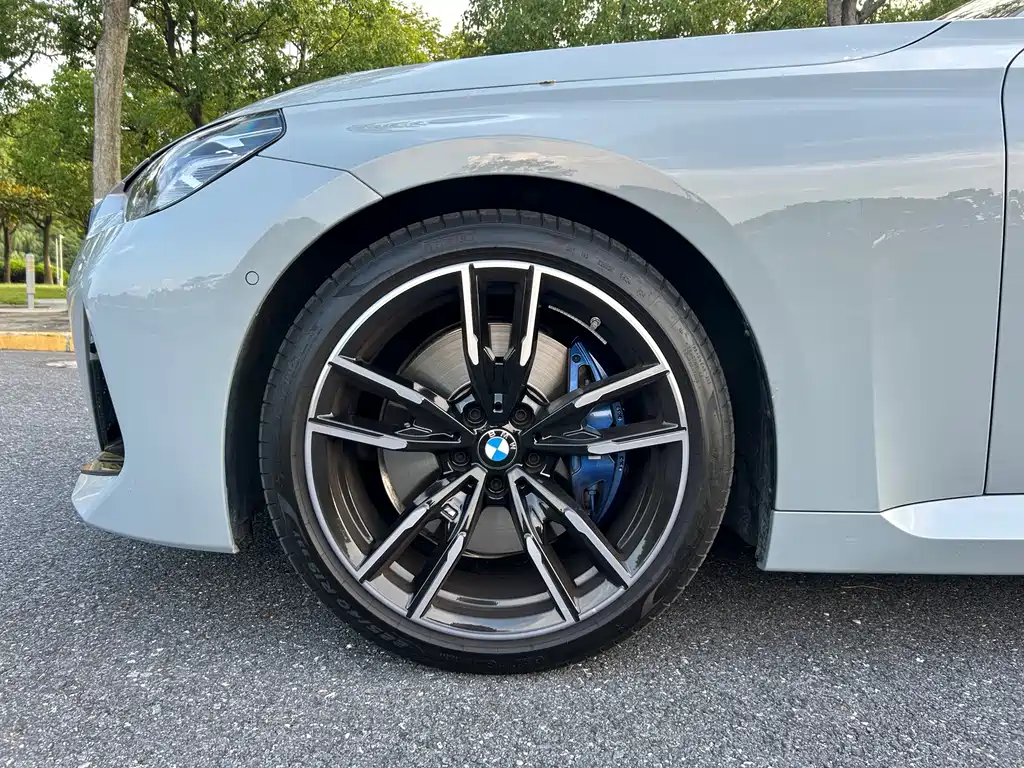 BMW M240i 2025 — фото 11