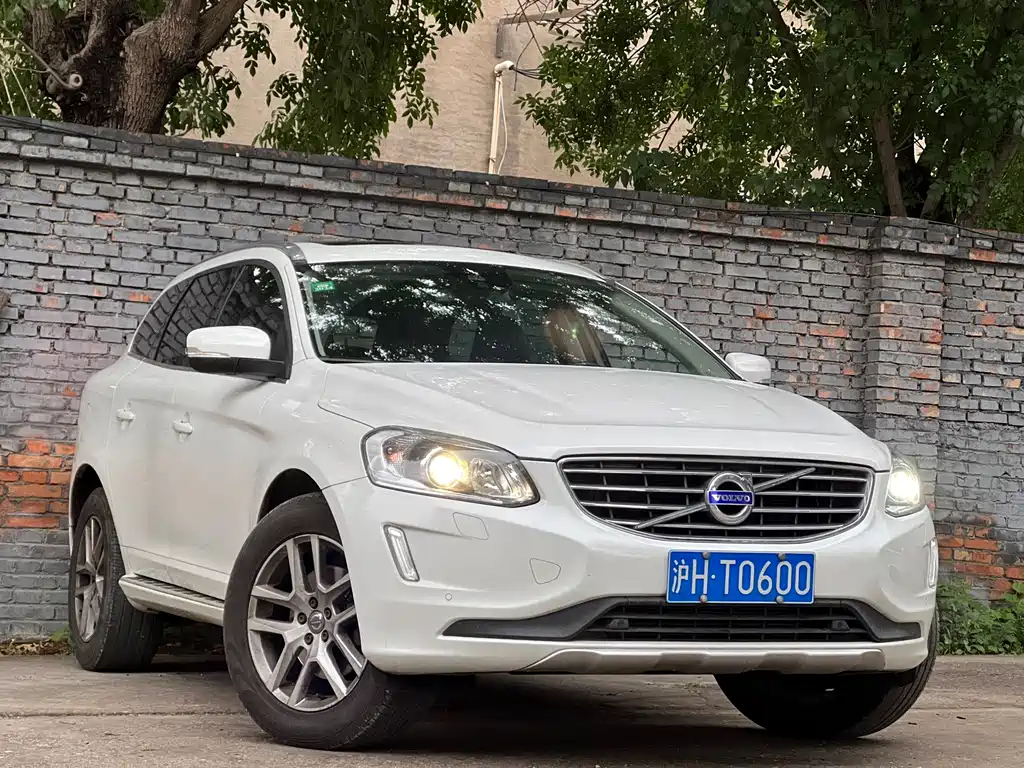 Volvo XC60 2016 — фото 3