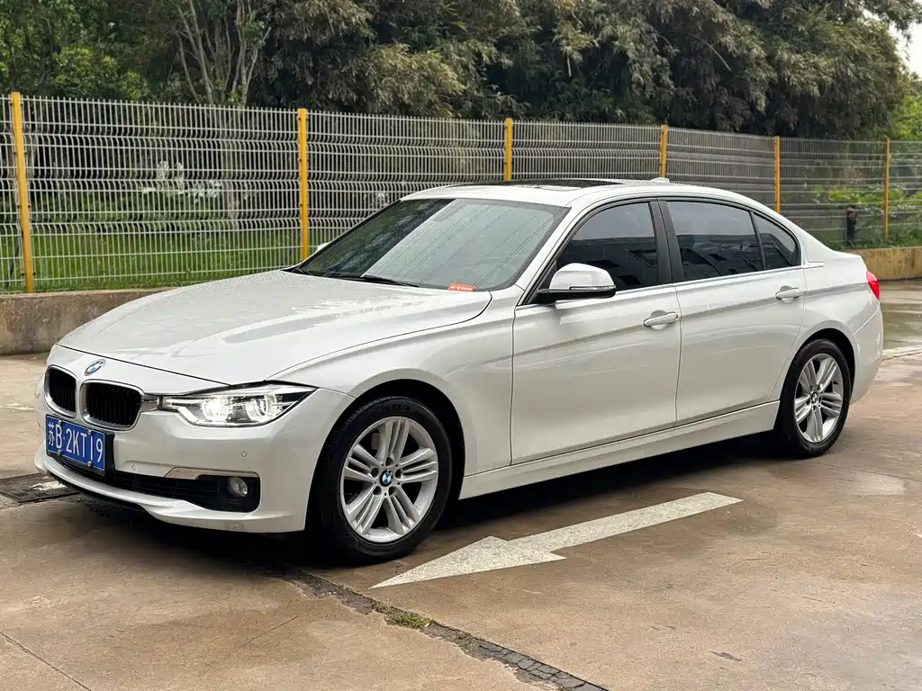 BMW 3 Series 2017