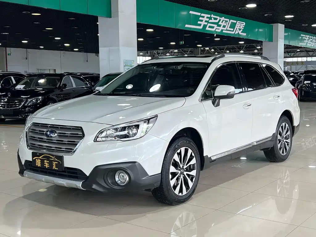Subaru Outback 2017 — фото 1
