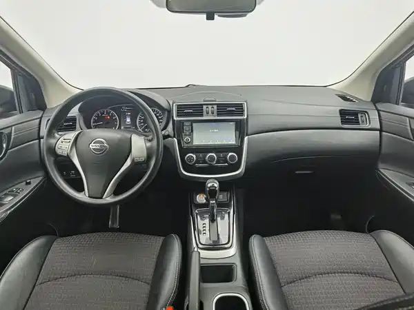 Nissan Tiida 2017