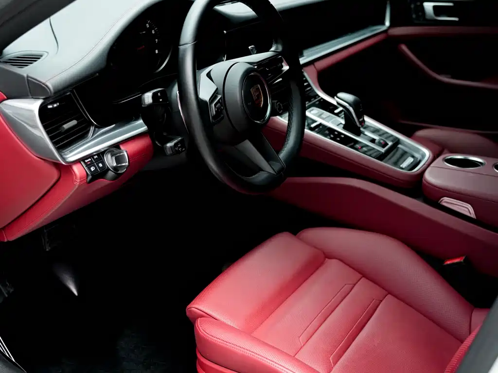 Porsche Panamera 2023