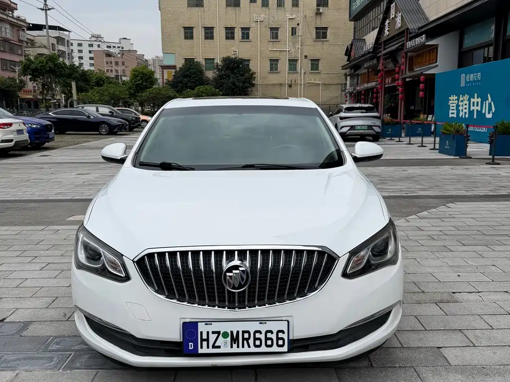 Buick Excelle 2015 — фото 2