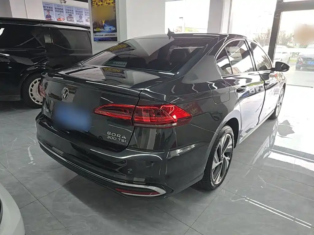 Volkswagen Bora 2024