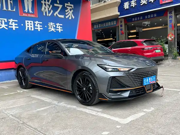 Changan UNI-V 2025