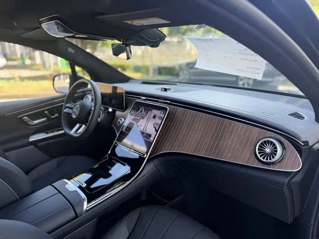Mercedes-Benz EQE SUV 2025 — фото 14