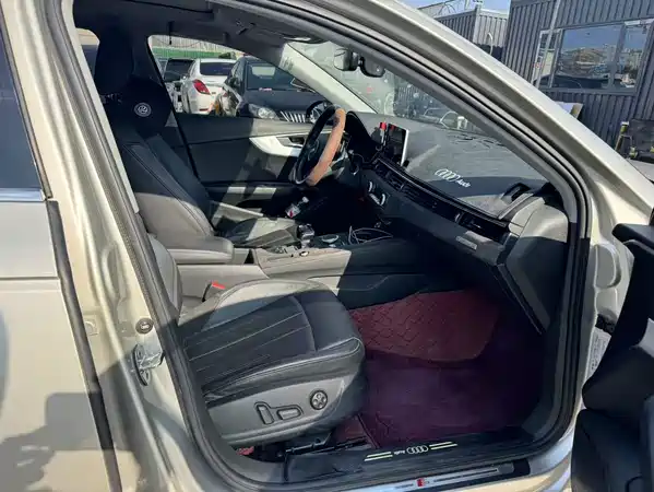 Audi A4L 2018