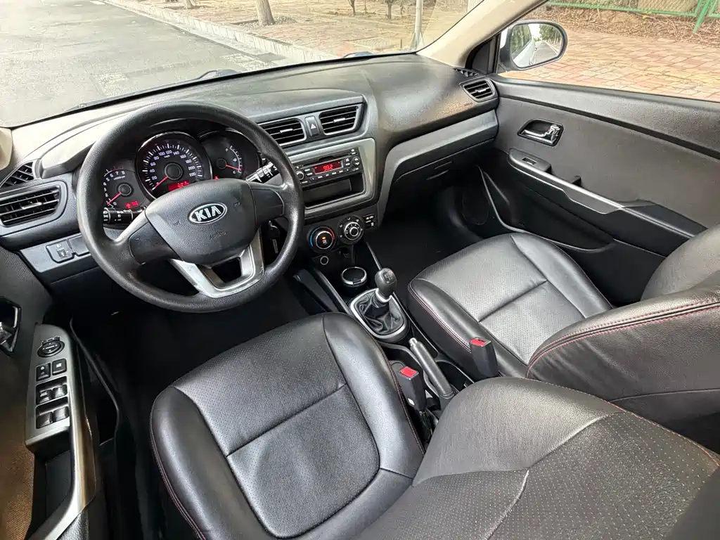 Kia K2 2014