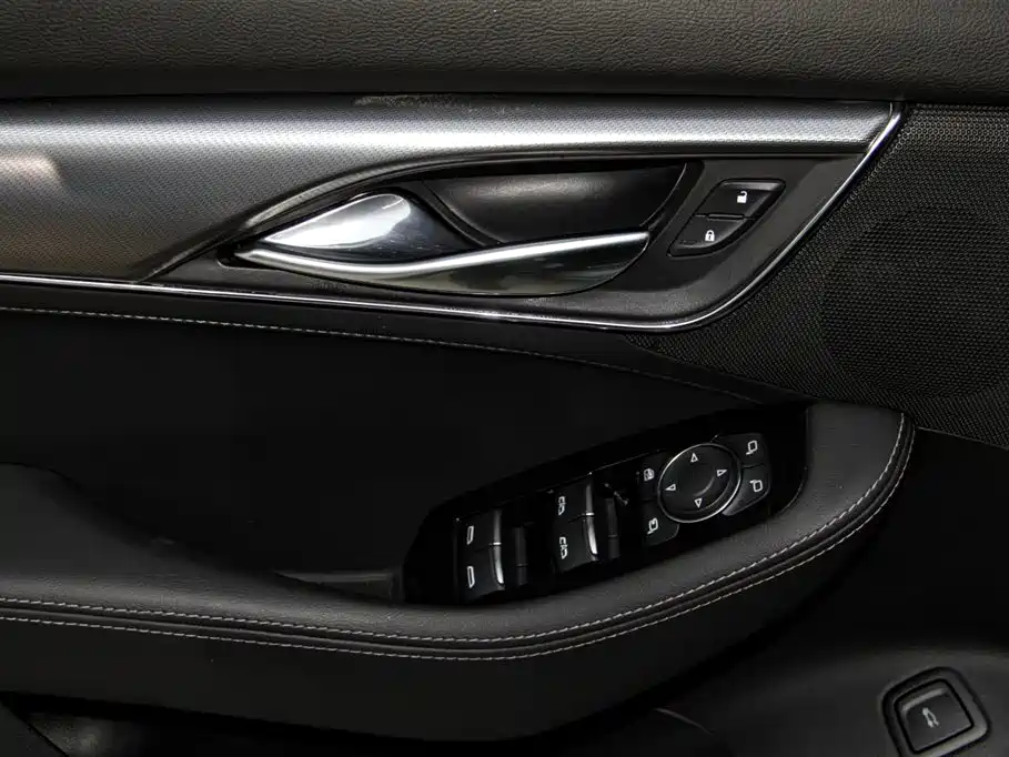 Cadillac CT5 2024 — фото 25